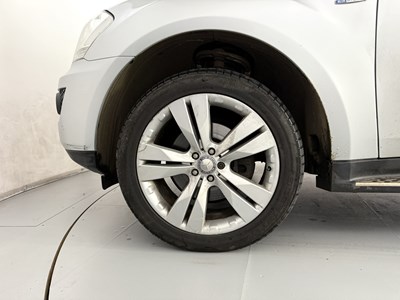 Lot 178 - 2011 Mercedes-Benz ML350