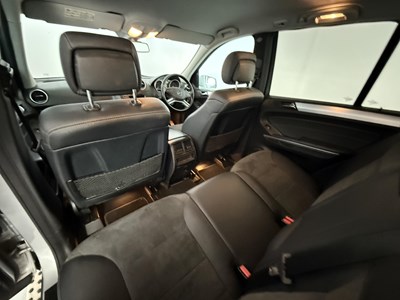 Lot 178 - 2011 Mercedes-Benz ML350