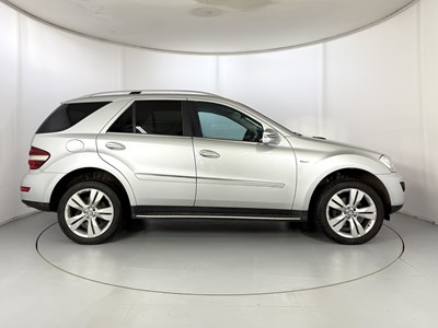 Lot 178 - 2011 Mercedes-Benz ML350