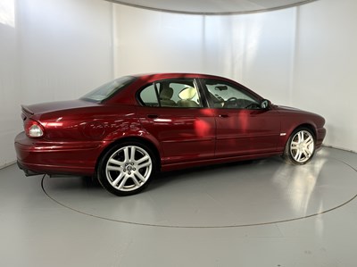 Lot 23 - 2004 Jaguar X-Type V6 Sport