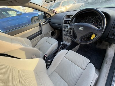 Lot 67 - 2001 Vauxhall Astra Coupe - NO RESERVE