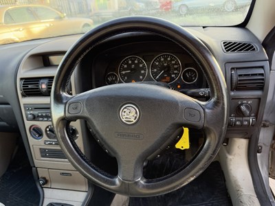 Lot 67 - 2001 Vauxhall Astra Coupe - NO RESERVE