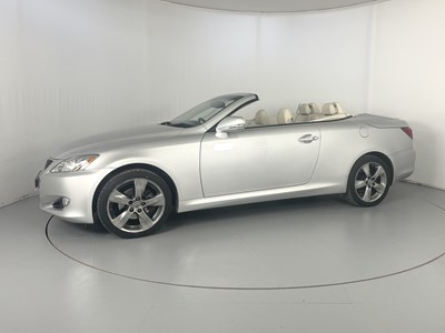 Lot 44 - 2010 Lexus IS250C