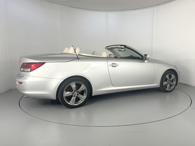 Lot 44 - 2010 Lexus IS250C