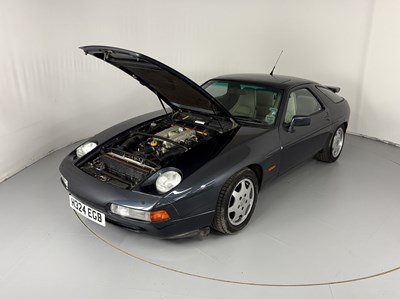 Lot 42 - 1990 Porsche 928S Series 4