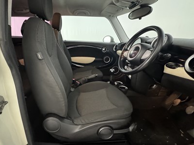 Lot 59 - 2010 Mini Cooper Clubman