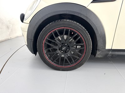 Lot 59 - 2010 Mini Cooper Clubman
