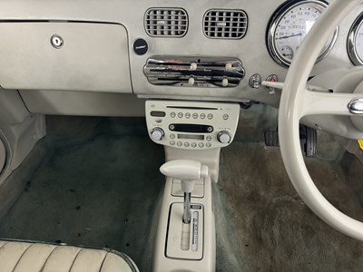 Lot 2 - 1991 Nissan Figaro