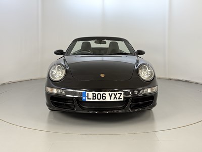 Lot 30 - 2006 Porsche 911 Carrera 4