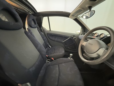 Lot 55 - 2005 Smart FourTwo Convertible