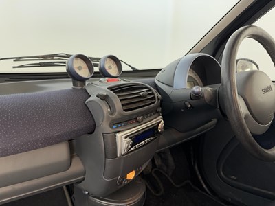 Lot 55 - 2005 Smart FourTwo Convertible