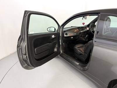 Lot 22 - 2013 Fiat 500 GQ Edition