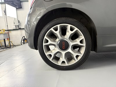 Lot 22 - 2013 Fiat 500 GQ Edition