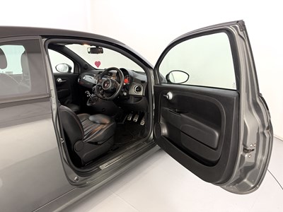 Lot 22 - 2013 Fiat 500 GQ Edition
