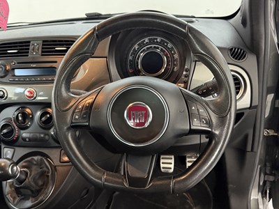 Lot 22 - 2013 Fiat 500 GQ Edition