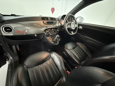 Lot 22 - 2013 Fiat 500 GQ Edition