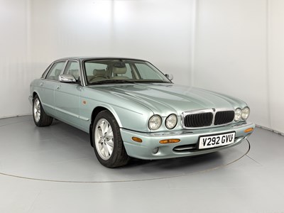 Lot 82 - 1999 Jaguar XJ8