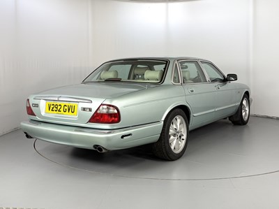 Lot 82 - 1999 Jaguar XJ8