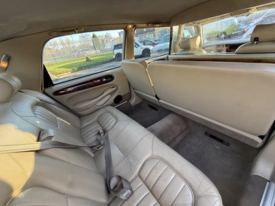 Lot 69 - 1999 Daimler Limousine - NO RESERVE