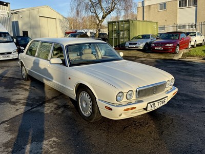 Lot 69 - 1999 Daimler Limousine - NO RESERVE