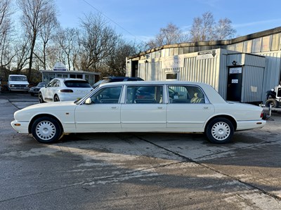 Lot 69 - 1999 Daimler Limousine - NO RESERVE