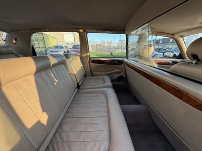 Lot 69 - 1999 Daimler Limousine - NO RESERVE