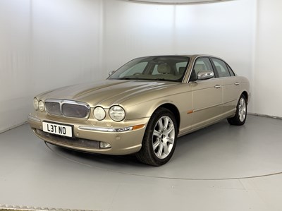 Lot 83 - 2003 Jaguar XJ8