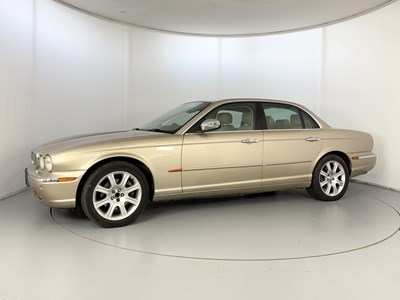 Lot 83 - 2003 Jaguar XJ8