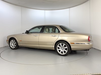 Lot 83 - 2003 Jaguar XJ8