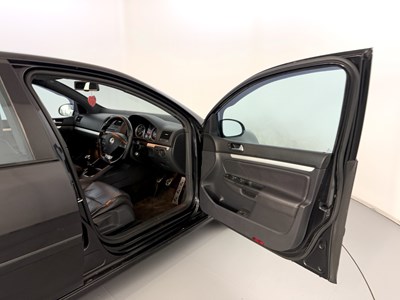 Lot 106 - 2006 Volkswagen Golf R32