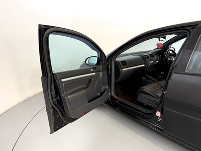 Lot 106 - 2006 Volkswagen Golf R32