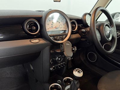 Lot 126 - 2011 Mini One Pimlico
