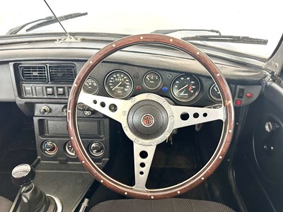 Lot 38 - 1977 MG Roadster V8