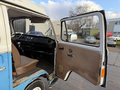 Lot 26 - 1970 Volkswagen T2 Transporter