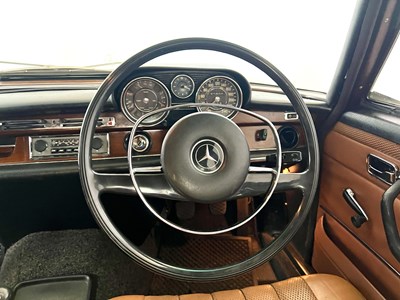 Lot 88 - 1972 Mercedes-Benz 280SE