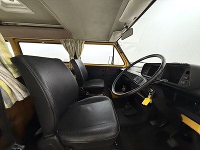 Lot 41 - 1982 Volkswagen T25