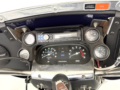 Lot 72 - 1983 Harley-Davidson FLHT