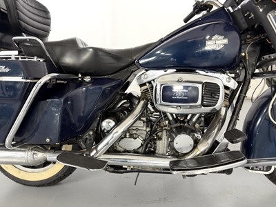 Lot 72 - 1983 Harley-Davidson FLHT