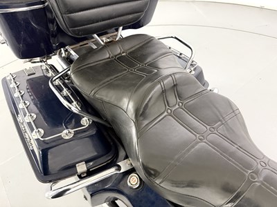 Lot 72 - 1983 Harley-Davidson FLHT