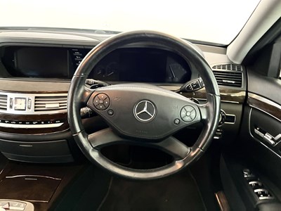 Lot 111 - 2010 Mercedes-Benz S350