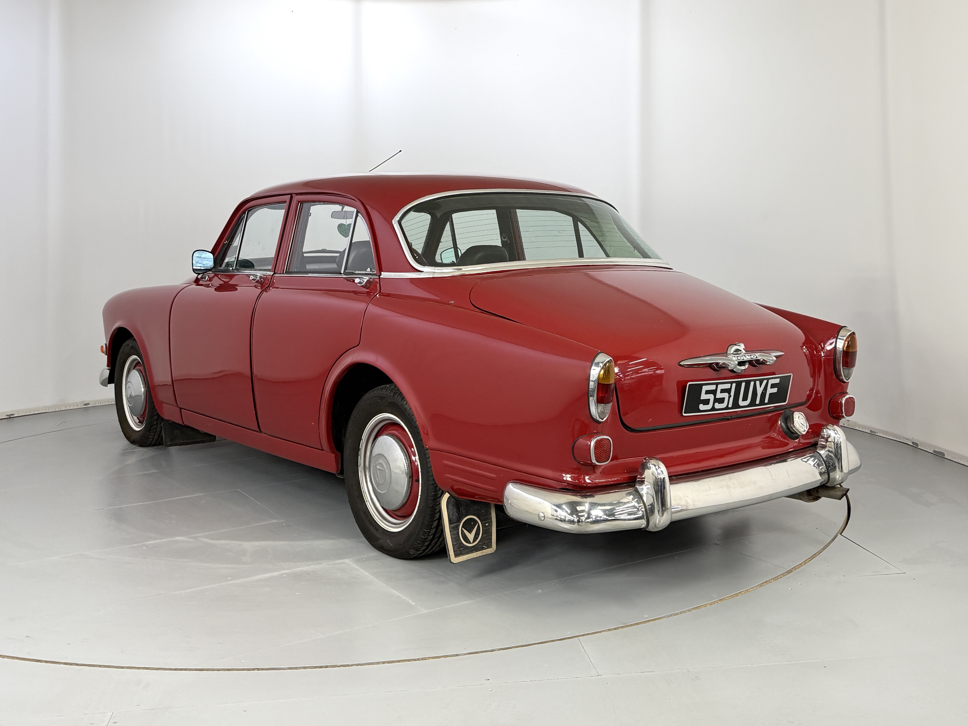 VOLVO ボルボ Amazon 121/122S 限定アート Amazon.co.jp: IXO/イクソ 1/43 ボルボ 122S アマゾン 1959