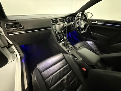Lot 57 - 2014 Volkswagen Golf R