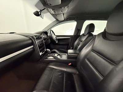 Lot 131 - 2006 Porsche Cayenne S