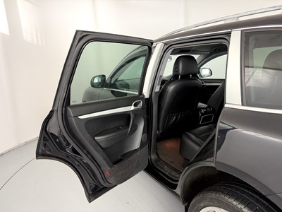 Lot 131 - 2006 Porsche Cayenne S