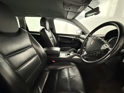Lot 131 - 2006 Porsche Cayenne S