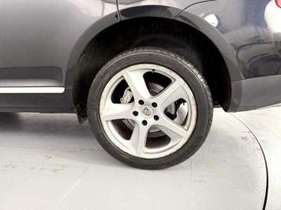 Lot 131 - 2006 Porsche Cayenne S