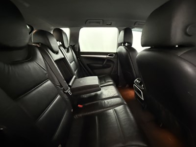 Lot 131 - 2006 Porsche Cayenne S