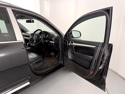 Lot 131 - 2006 Porsche Cayenne S