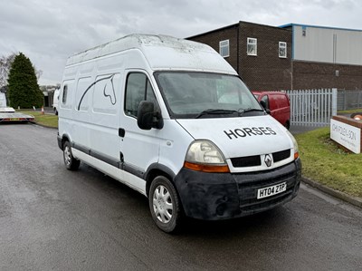 Lot 136 - 2004 Renault Master LH35