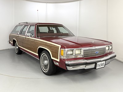 Lot 13 - 1988 Ford LTD Country Squire